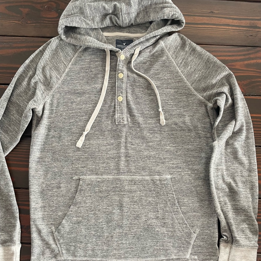 American Eagle Men’s Small Hooded Henley